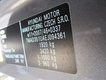 Hyundai i30 1.6 CRDi DOHC 16V Family - splátka od 120,-€ - 20