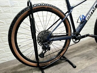 Predám bicykel BMC Twostroke 01 Three Carbon 29" - 20