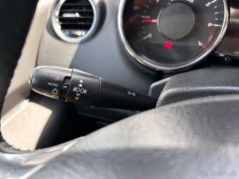 Peugeot 5008 1.6 Vti M6 STYLE+Panorama+Ťažné - 20