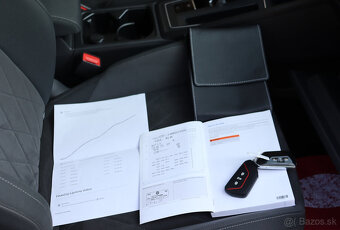Volkswagen Golf 8 1.5 eTSI DSG Highline - 20