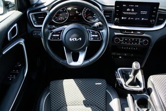 Kia Ceed SW 1.6 CRDi MHEV Gold - 20