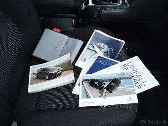 PEUGEOT 5008 1.6HDI FAMILY, 7 MIESTNY - 20