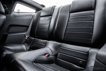 Ford Mustang 4.0L V6 - 20