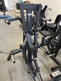 Fitness stroje skladom - 20