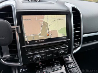 Porsche Cayenne S - 20