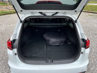 KIA Ceed SW 1.6crdi - 20