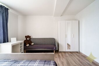 REZERVOVANÉ - Exkluzívny predaj rodinného domu v obci Jelšov - 20