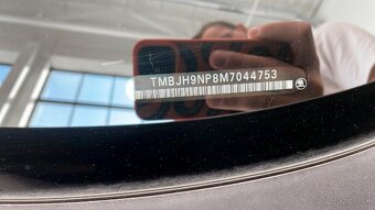 Ponúkame na predaj vozidlo Škoda Superb - 2,0 TDi 110KW 6Ms - 20
