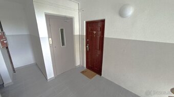REZERVOVANÉ - 3.-izbový byt s loggiou po  rekonštrukcii - 20