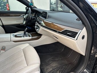BMW Rad 7 740d xDrive A/T - 20
