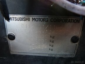 Mitsubishi Pajero Wagon 3,2 Di 147kW A/T 7 miestny - 20