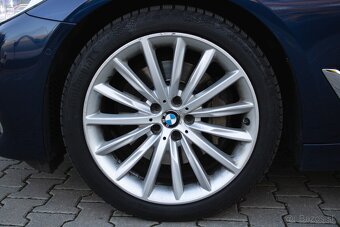 BMW 530D xDrive Luxury Line z roku 2018 - 20