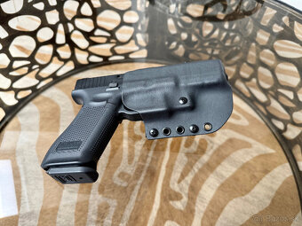 Airsoftová pištoľ Glock G17 Gen5 GBB 6mm a príslušenstvo - 20