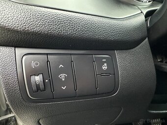 KIA Ceed Hatchback 74kw Manuál - 20