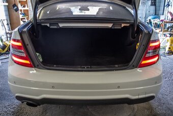 Mercedes-Benz C trieda Kupé 250 CDI BlueEFFICIENCY A/T - 20