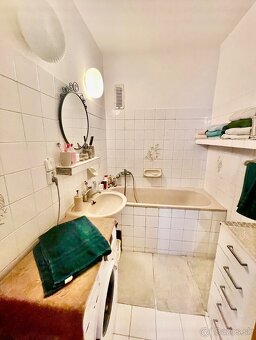 Na predaj Veľkometrážny 4-izbový byt s balkónom vo vyhľadáv - 20