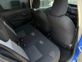 Toyota Yaris 1.5 Hybrid Live e-CTV,75KW.A1.5d.Kamera,Navy..1 - 20