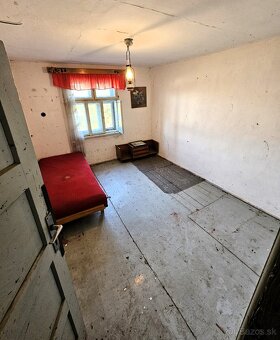 3-izbový rodinný dom v priamom centre obce KUZMICE - 20