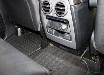 Land Rover Discovery 3 V8 HSE LPG Tažné / HarmanKar - 20