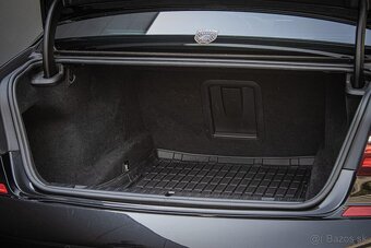 BMW Rad 7 730d xDrive A/T - 20