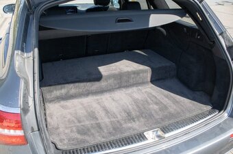 Mercedes Benz E 300 de T Avantgarde (2020) - 20