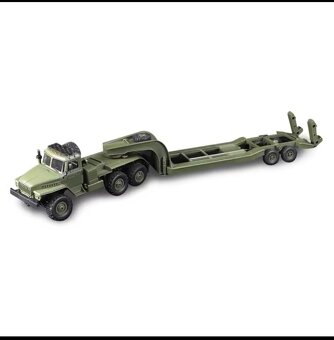 Krásny RC model Ural s podvalnikom 1:16 - 20