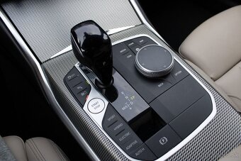 BMW Rad 3 Touring 330e PHEV A/T - 20