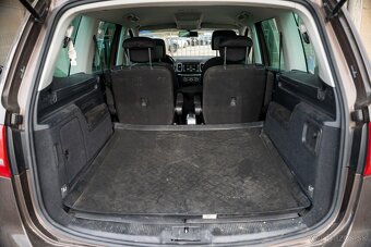 Volkswagen Sharan 2.0 TDI Comfortline 4Motion - 20