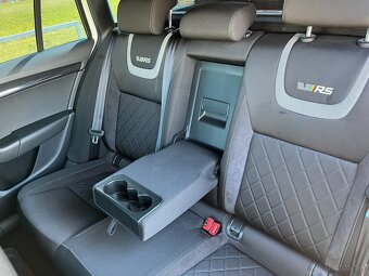 Škoda Octavia Combi 2.0 TDI RS DSG - 20