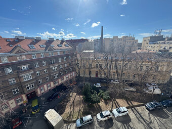 Medená - 2 izb. kompletne prerobený byt v historickom centre - 20