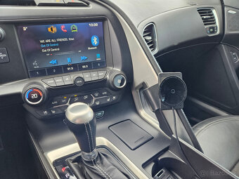 2014 Chevrolet Corvette C7 6.2 V8, perfektní stav - 20