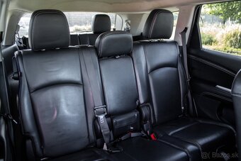 Fiat Freemont 2.0 MultiJet Longue 4x4 A/T 7- miestny - 20