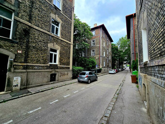 Predaj 1 izbový byt Zehnhaus, Palariková 1 - 20