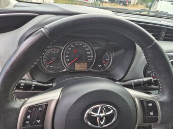 Toyota yaris - 20