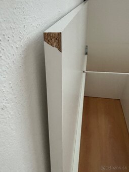 Postel so zástenou - 20