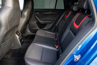 Škoda Octavia Combi 2.0 TFSI RS DSG - 20