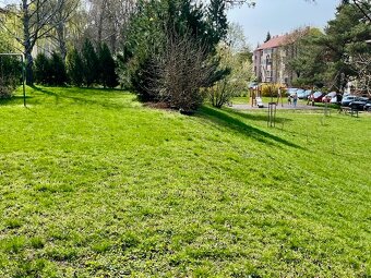 2-izb.byt Kalvária, balkón - 8.mája, vlastné kúrenie - 20