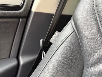 VW Touareg 3.0 TDI DSG 4Motion - 20