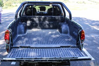Mitsubishi L200 2.5 DI-D Double Cab A/T 4x4 - 20