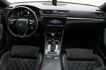 Škoda Superb Combi 2.0 TDI Sportline DSG 2022 - 20