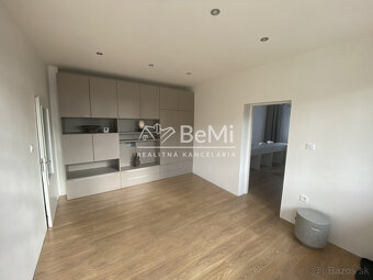 Nitra Zobor rodinný dom , pozemok 1 088 m2 ID 562-12-MIG - 20