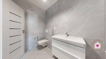 4-IZBOVÝ RD S TEPEL. ČERPADLOM A ROHOVÝM POZEMKOM - 20