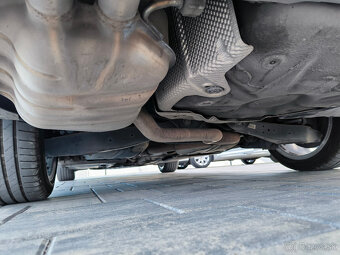 Škoda Superb Combi 2.0TDI 125KW 11/2010 - 20