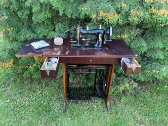 Šijací stroj MINERVA - 20