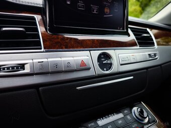 Audi A8 3.0 TDI 184kw 4x4 quattro diesel 6/2013 čierna met - 20