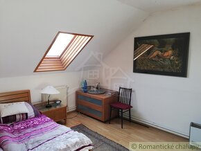 Dvojgeneračný 7 izbový rodinný dom v Trstíne na predaj - 20