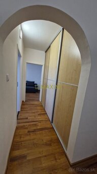 REZERVOVANÉ - PREDAJ - veľkorysý 3- izbový byt po komplet re - 20