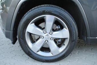 Jeep Grand Cherokee 3.0L V6 TD Overland⭐ A/T⭐ - 20