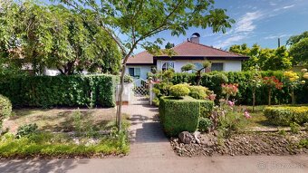 Výnimočný 6-izbový rodinný dom na pozemku 2 200 m² s veľkou  - 20