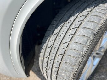 BMW X5 xDrive30d A/T - 7 miestna - 20